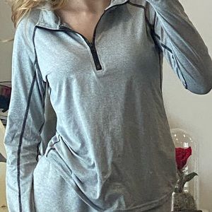 Cute workout top!